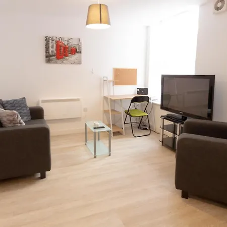 Cosy Studio Apt In Preston Near City Centre Exterior photo